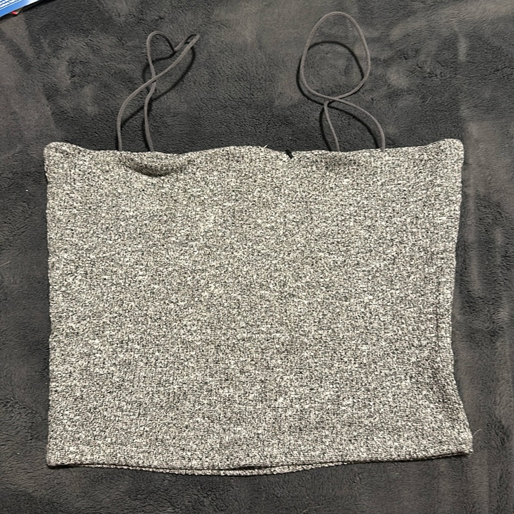 Gray tank top